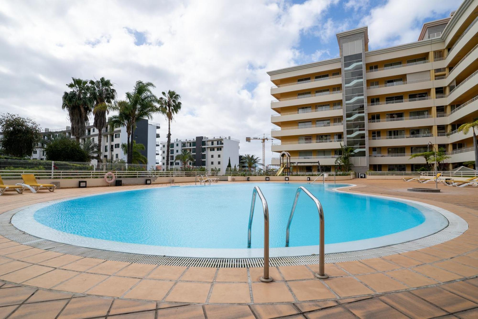 Green Park Ajuda Apartment Funchal  Exterior photo